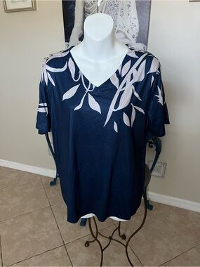 Floral V-neck Top - XL